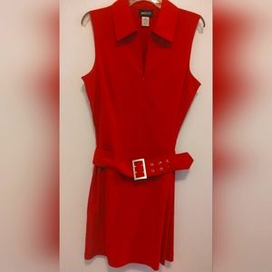 Red dress belted with zipper